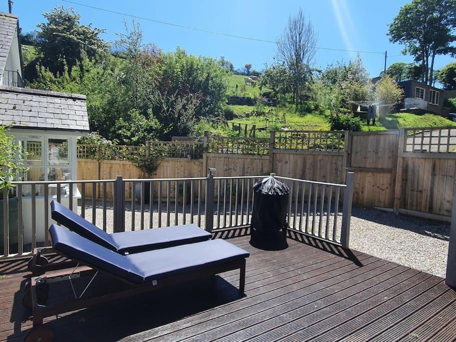 Bijou Coastal Apartment In Polperro With Hot Tub Onsite Parking Downhill Walk To Village Екстер'єр фото